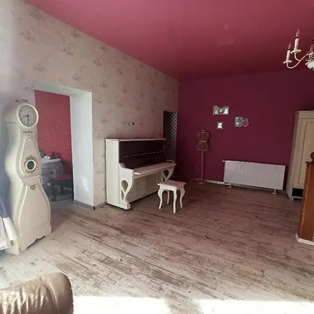 Retro House * Częstochowa